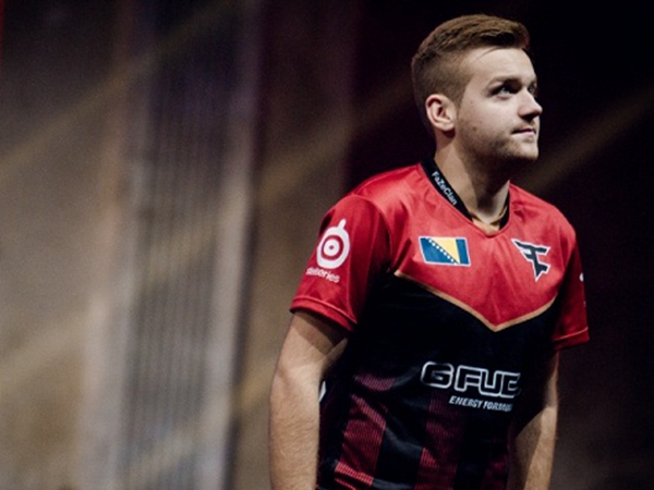 新一出列！米勒：Weiwei886的猪妹 成为LPL打野倒数第三低伤害