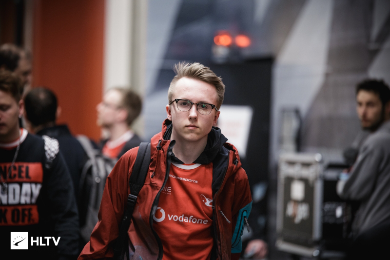 德玛西亚杯淘汰赛第二天前五名： JackeyLove 的关键击杀结束了比赛