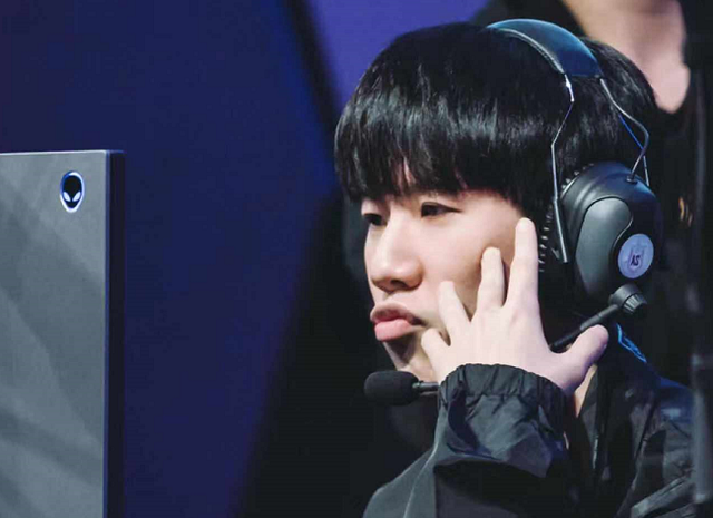 Astralis启用紧急条款招入cadiaN，是否涉嫌违规？