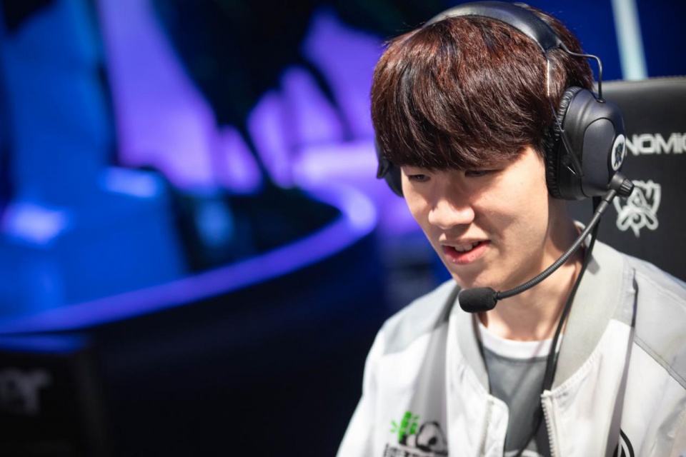 浮浮沉沉一赛季，TES最终还是输给了战术