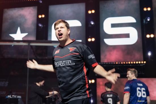 沙特电竞杯BLG vs T1双方中单对战战绩：BLG仅输掉T1一次